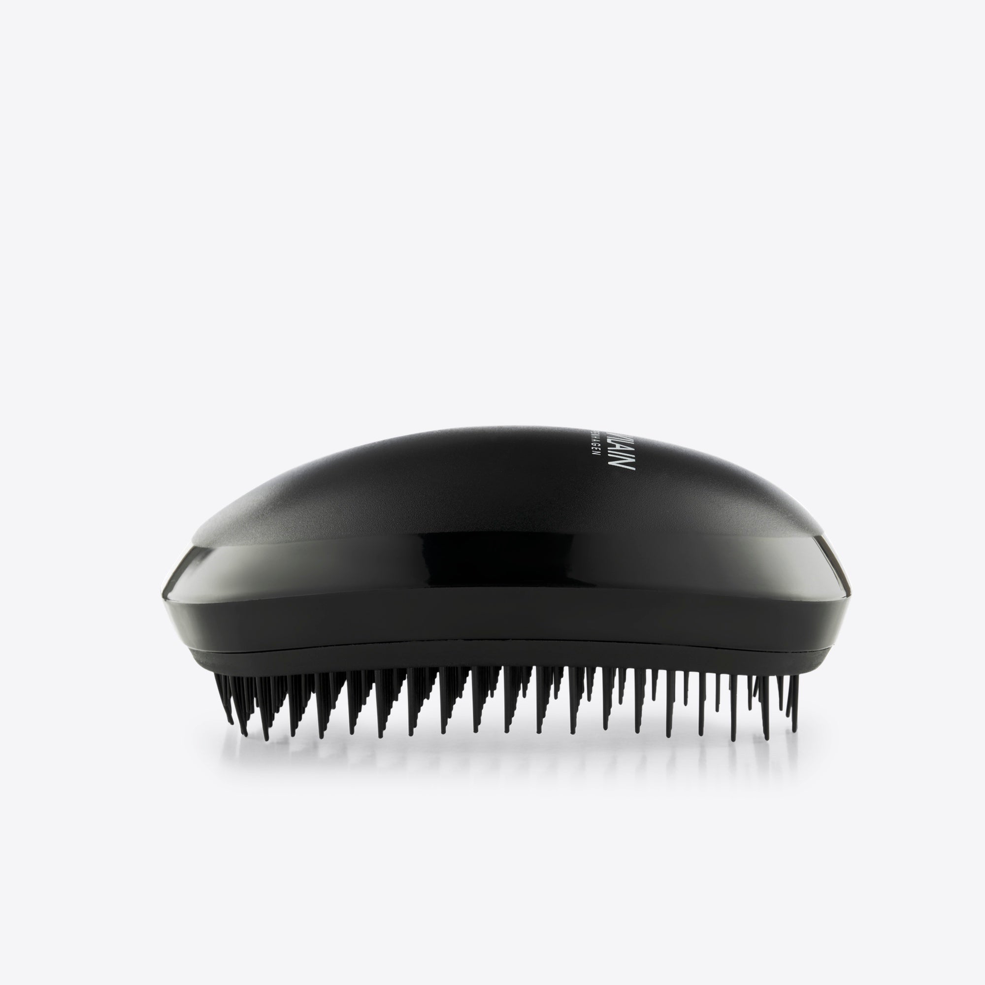 By Vilain Detangler Hair Brush